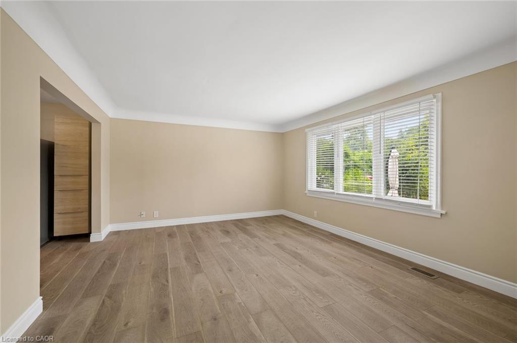 476 Prospect Avenue Property Photo 9