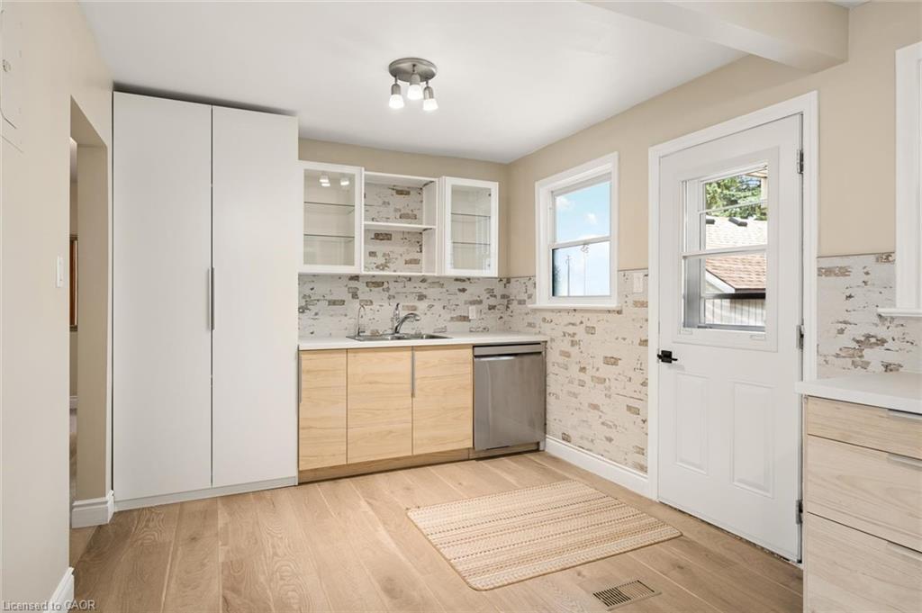 476 Prospect Avenue Property Photo 15