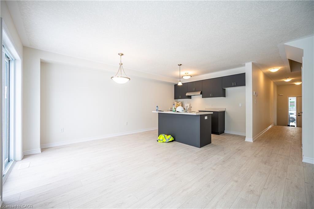 18 Pine Warbler Street Property Photo 3