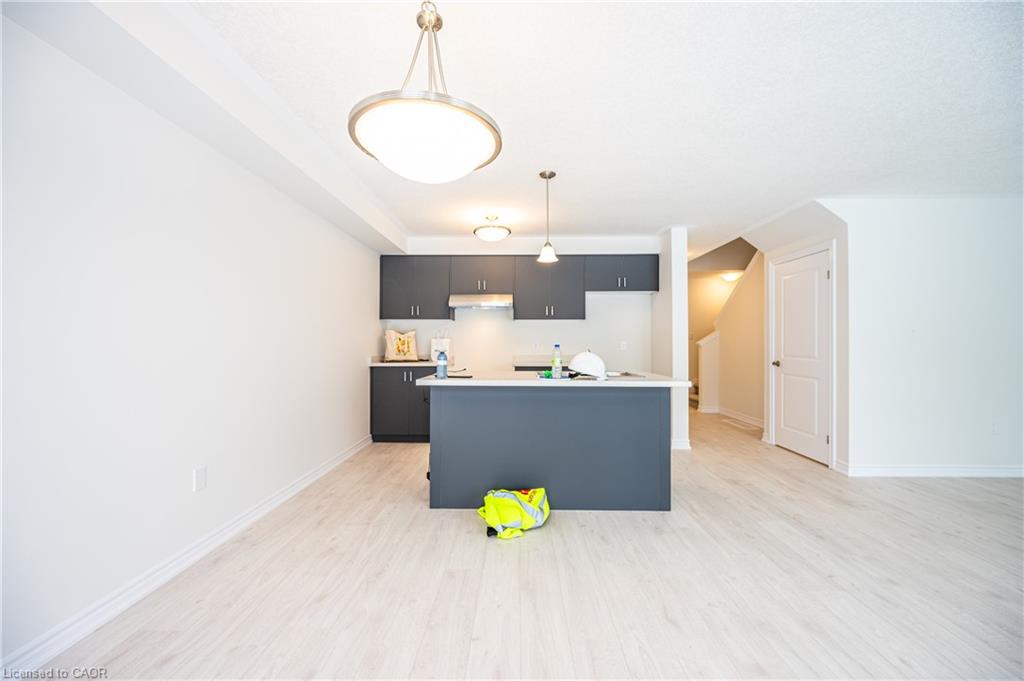 18 Pine Warbler Street Property Photo 4