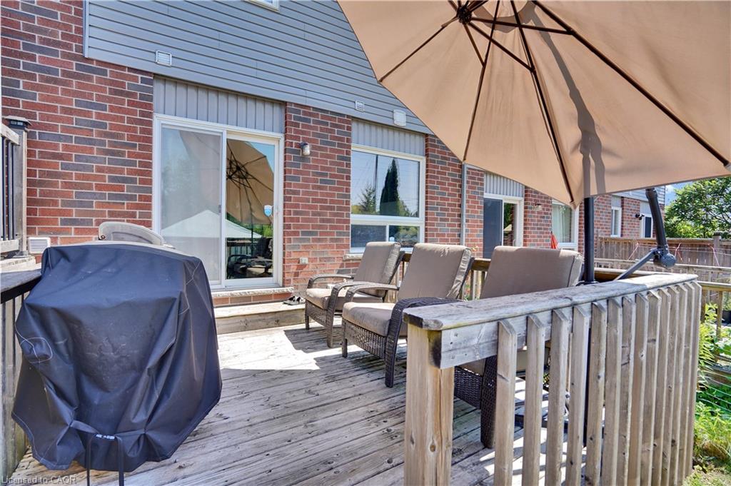 60 Featherstone Street Property Photo 24