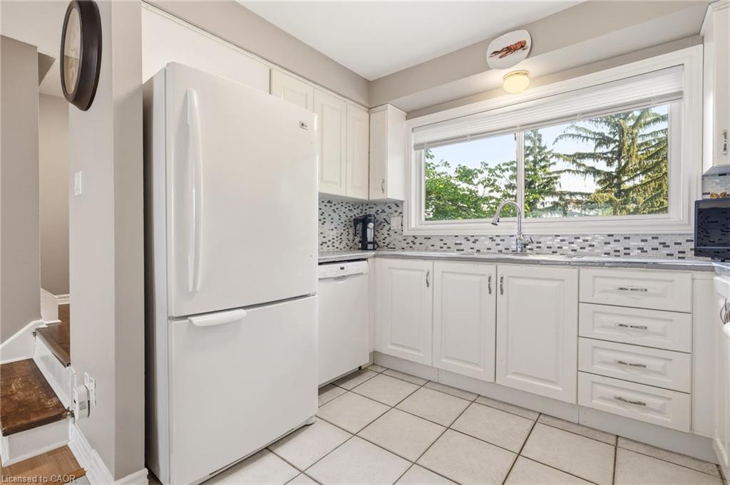 2-125 Bonaventure Drive Property Photo 21