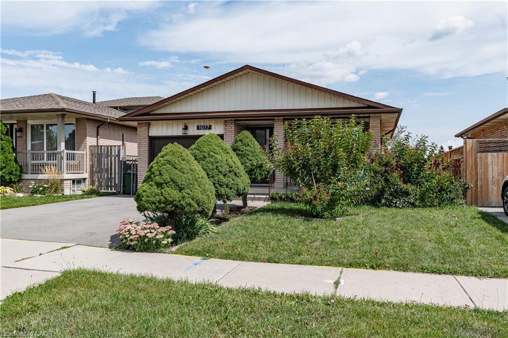 1077 Upper Sherman Avenue Property Photo 2