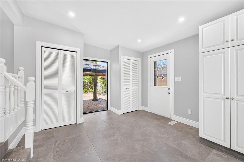 96 Fielding Crescent Property Photo 13