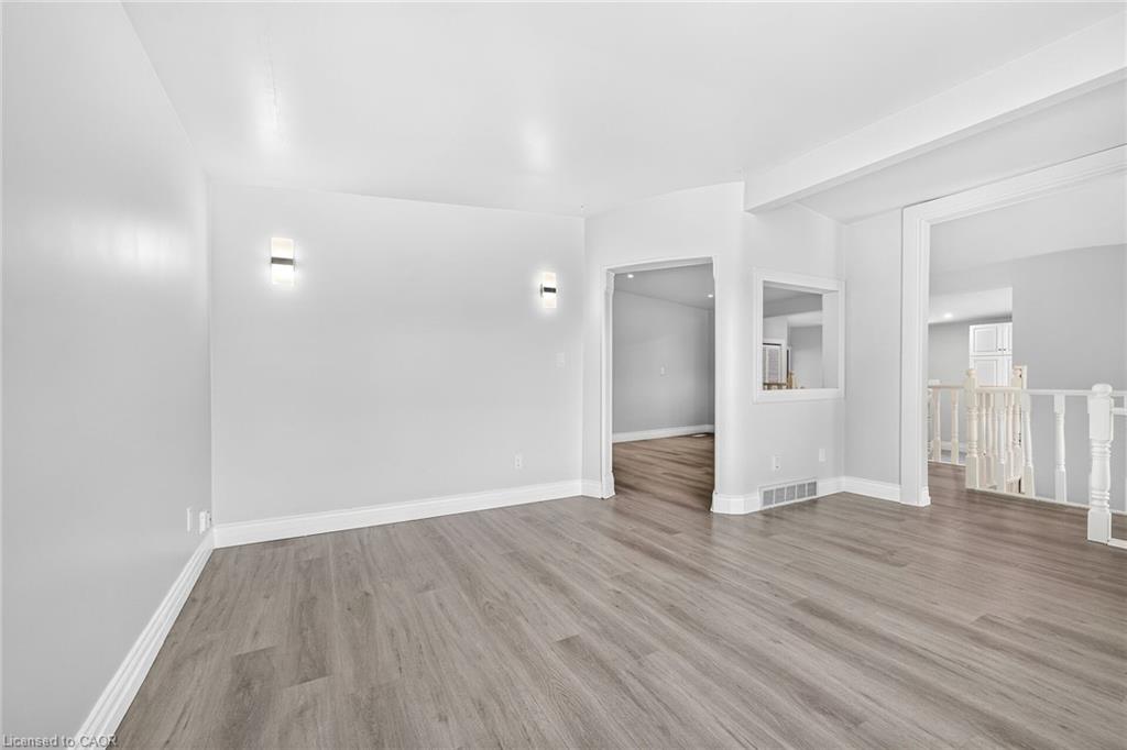 96 Fielding Crescent Property Photo 17