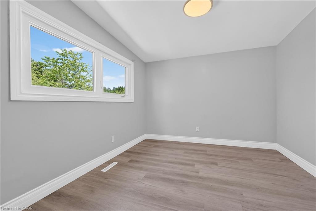 96 Fielding Crescent Property Photo 21