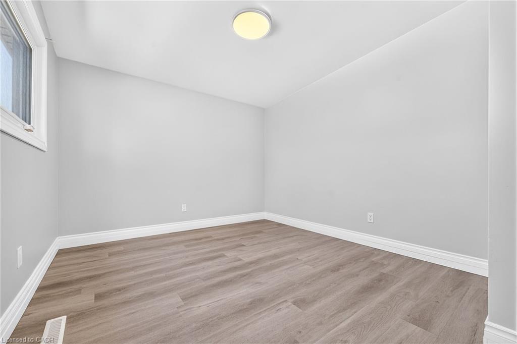96 Fielding Crescent Property Photo 23