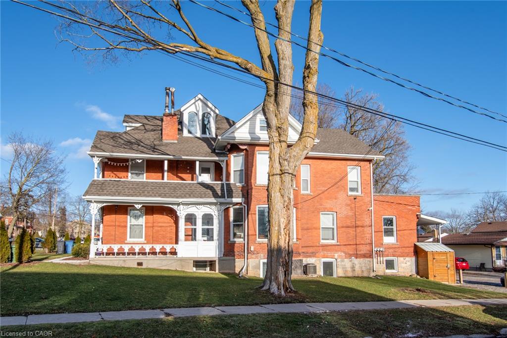 B-70 Waterloo Avenue Property Photo 2