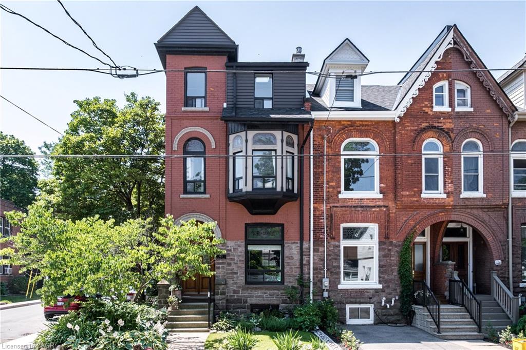165 Markland Street Property Photo 1