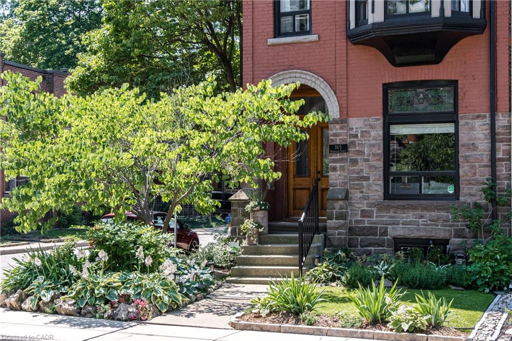 165 Markland Street Property Photo 2