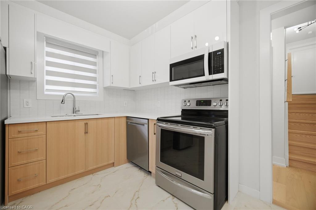 2599 Lundene Road Property Photo 4