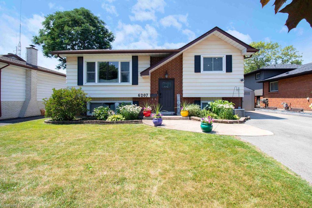 6207 Kirkland Drive Property Photo 1