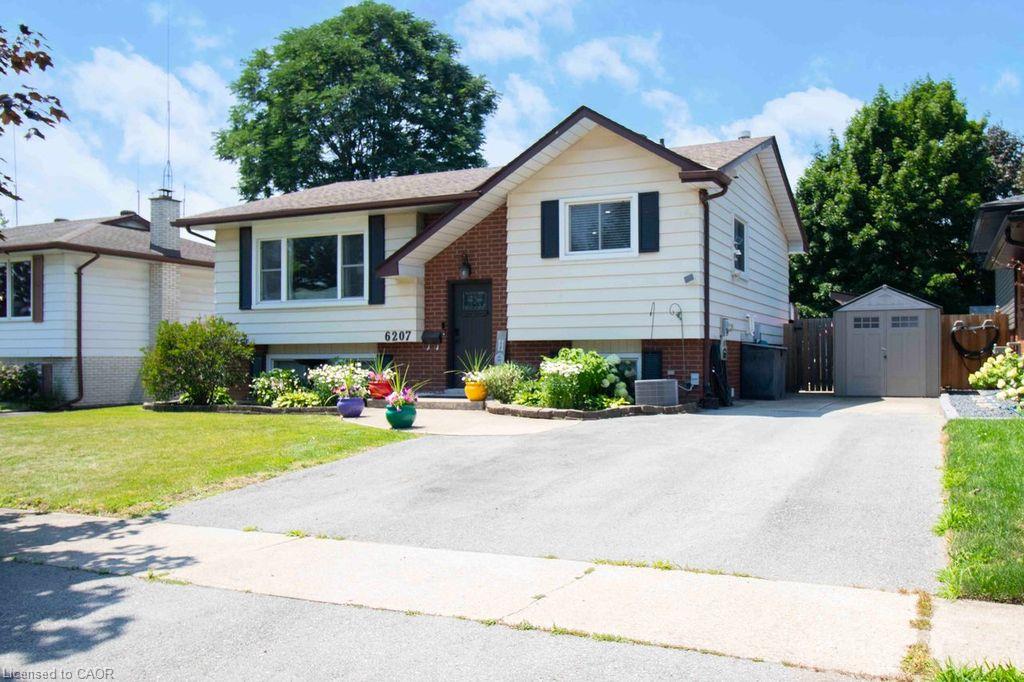 6207 Kirkland Drive Property Photo 2