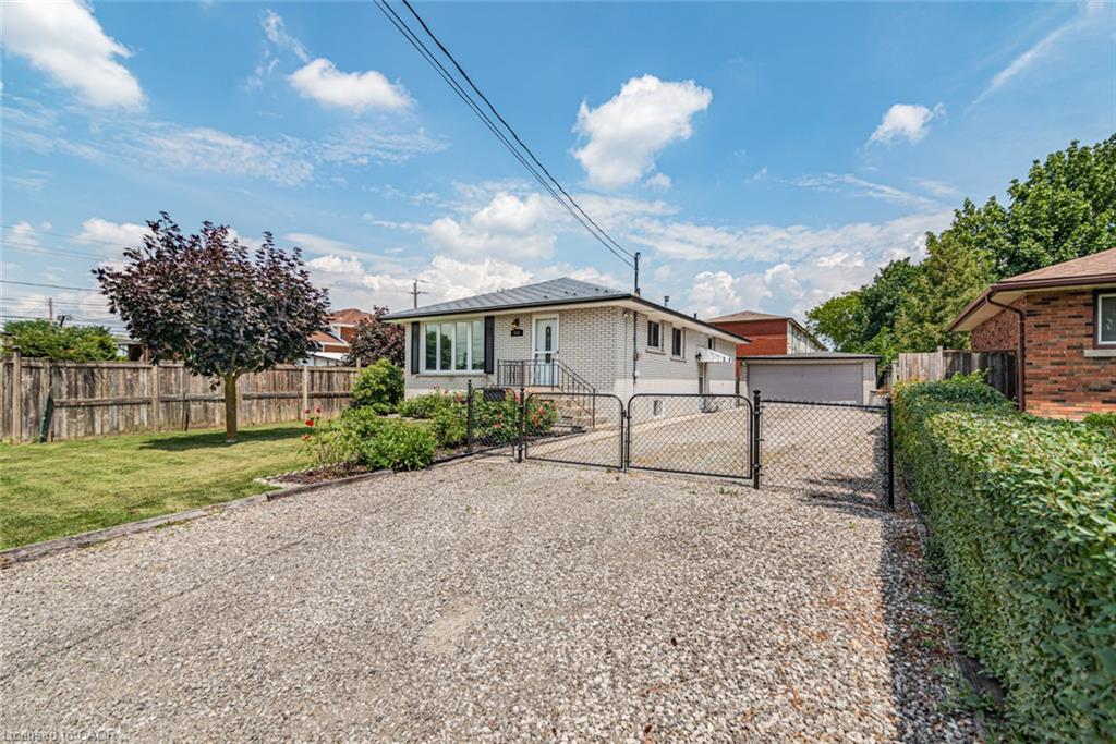 163 Britannia Avenue Property Photo 3