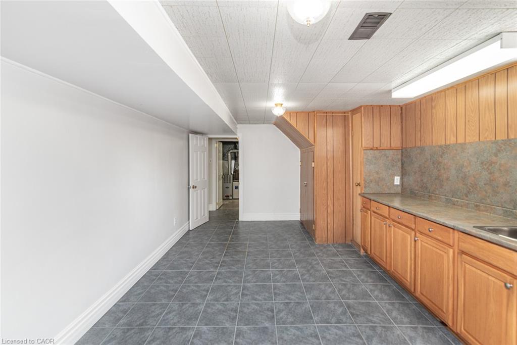 163 Britannia Avenue Property Photo 34