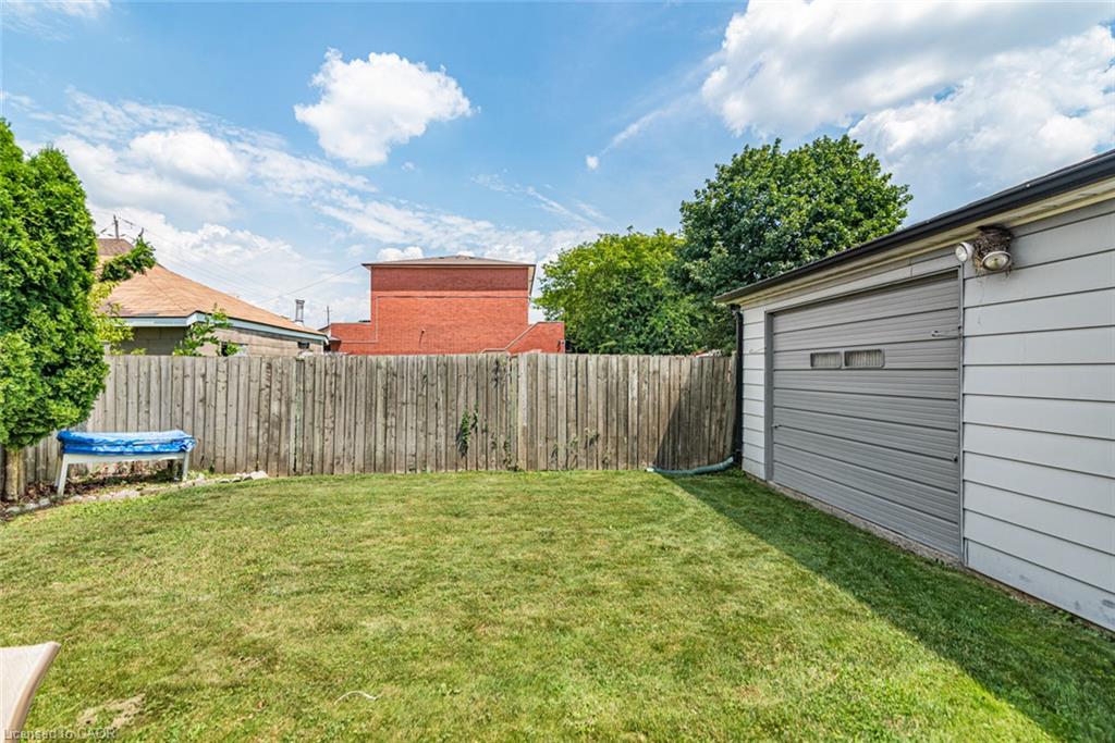163 Britannia Avenue Property Photo 44