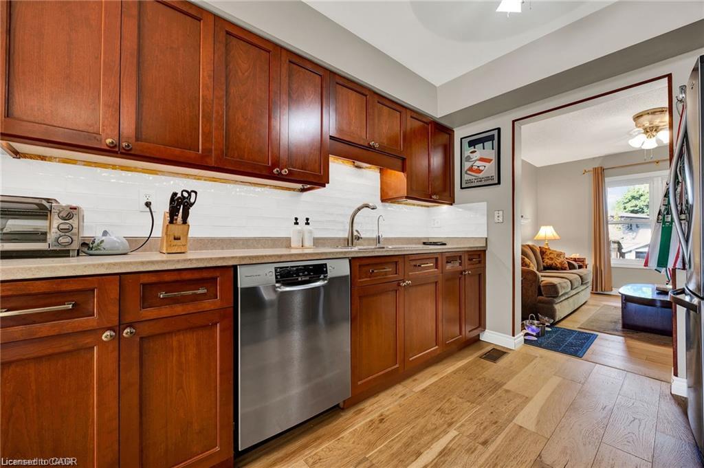 59 Burnham Court Property Photo 6