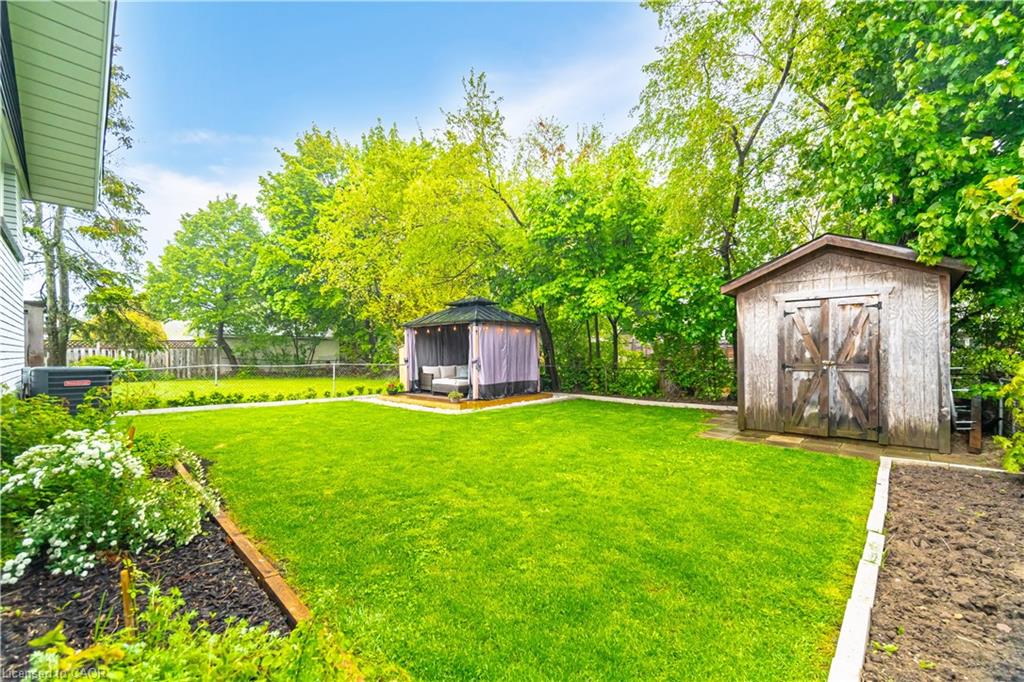 297 Mohawk Road W Property Photo 43
