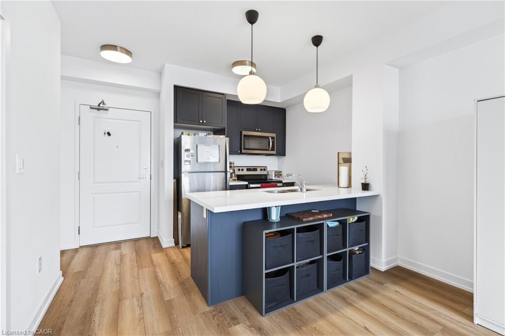 904-470 Dundas Street E Property Photo 8