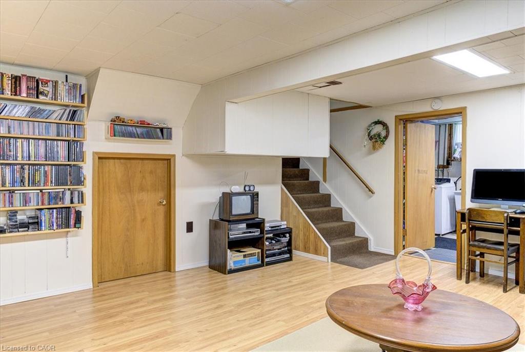 12 Miller Crescent Property Photo 35