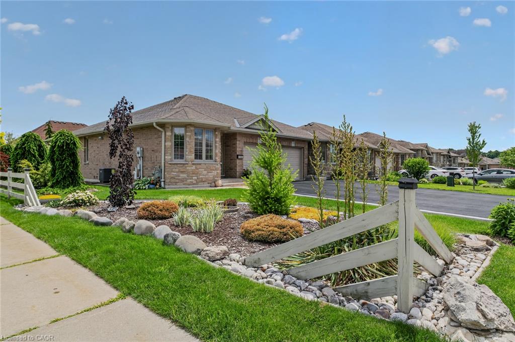 51 Millcroft Drive Property Photo 3