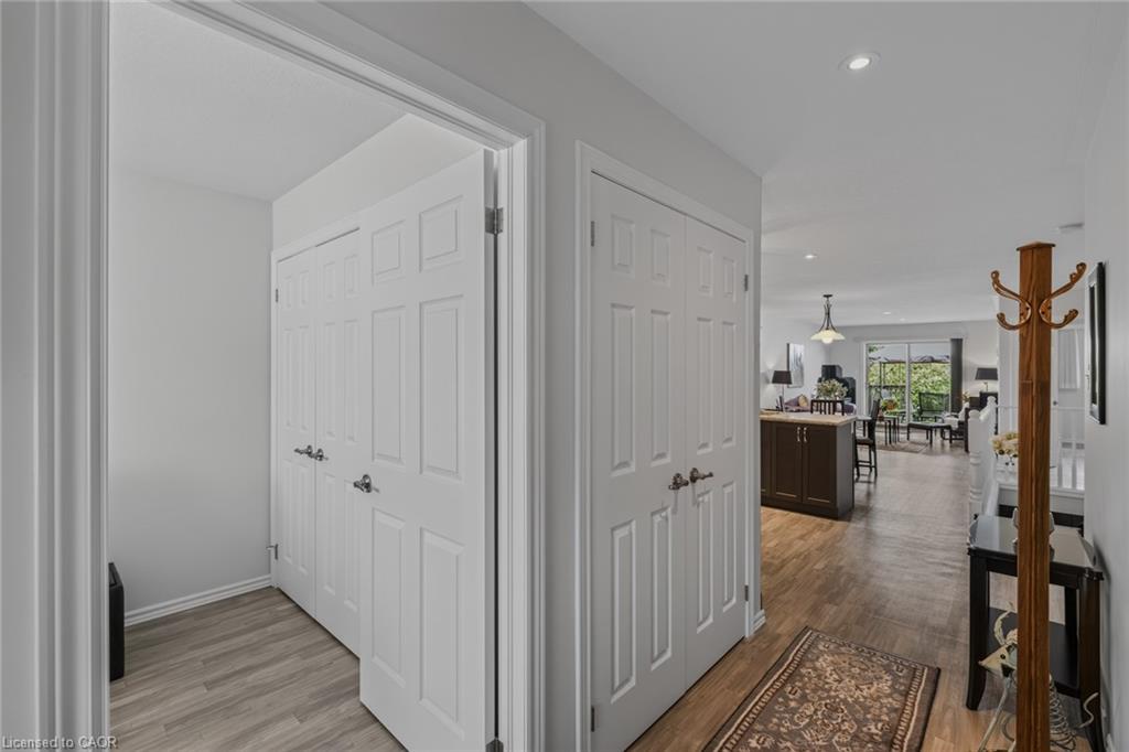 51 Millcroft Drive Property Photo 8