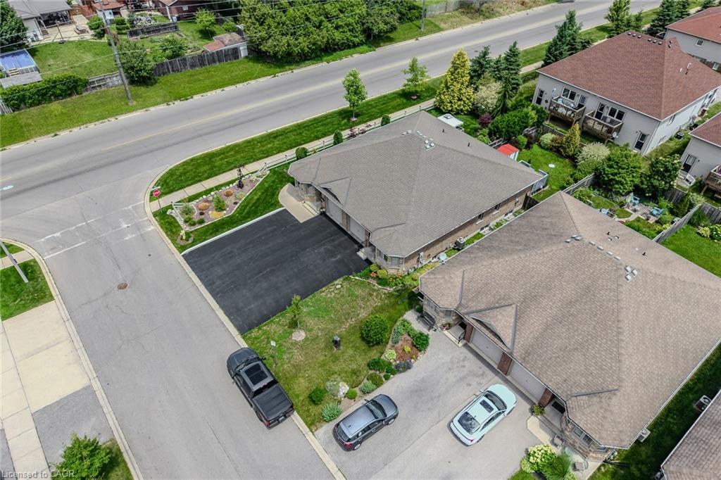 51 Millcroft Drive Property Photo 33