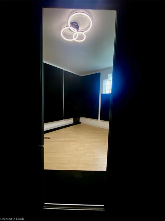 33 Villiers Street Property Photo 9