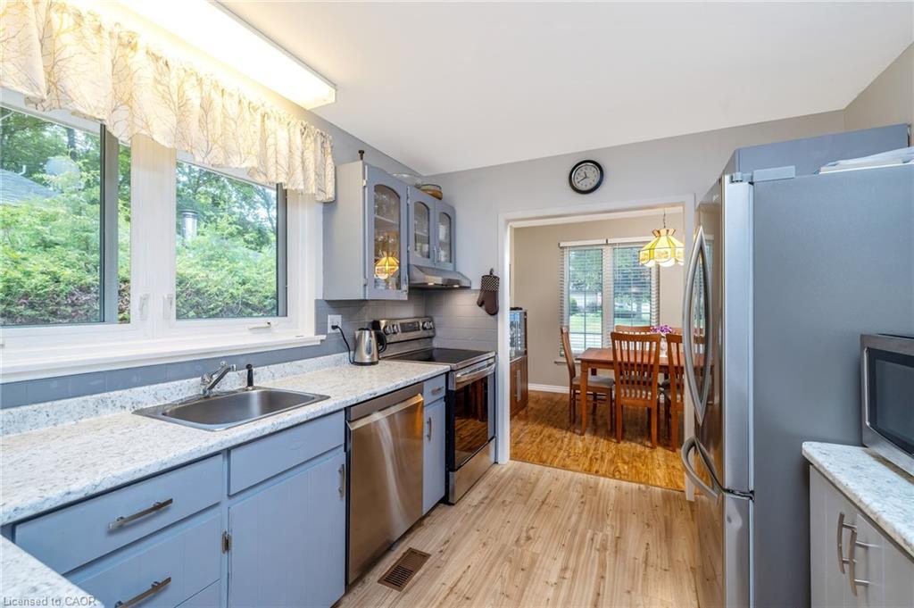 391 Bell Street Property Photo 12