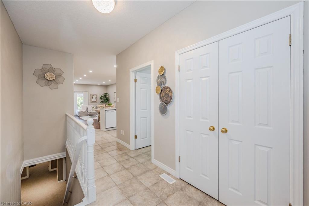 291 Bamford Drive Property Photo 7