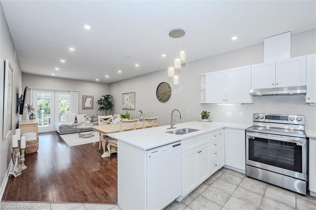 291 Bamford Drive Property Photo 8