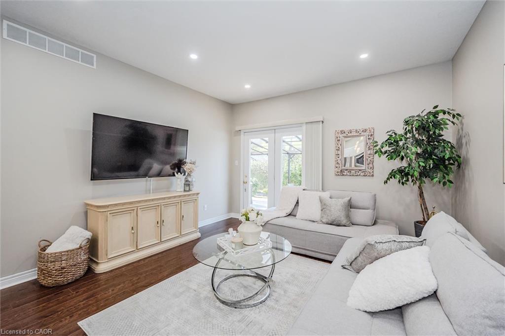 291 Bamford Drive Property Photo 11