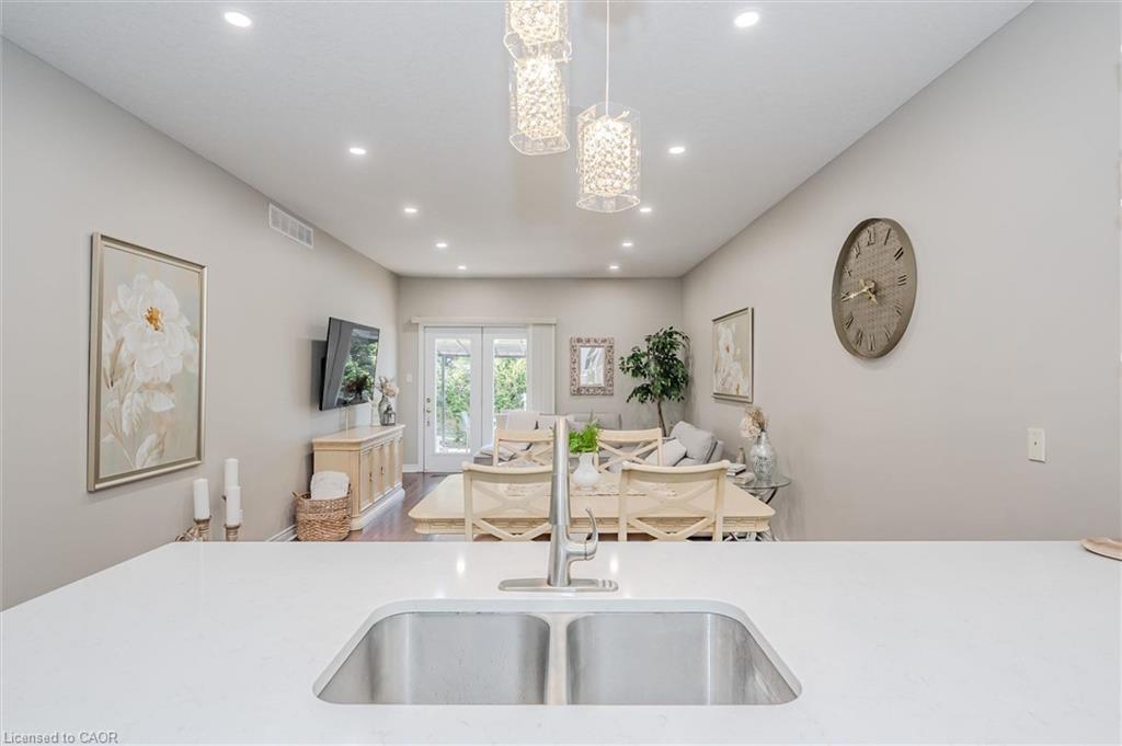 291 Bamford Drive Property Photo 14