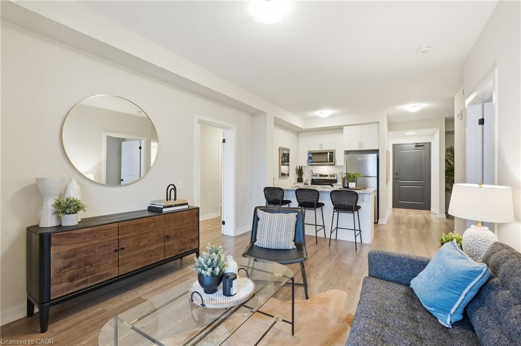 604-870 Queenston Road Property Photo 21