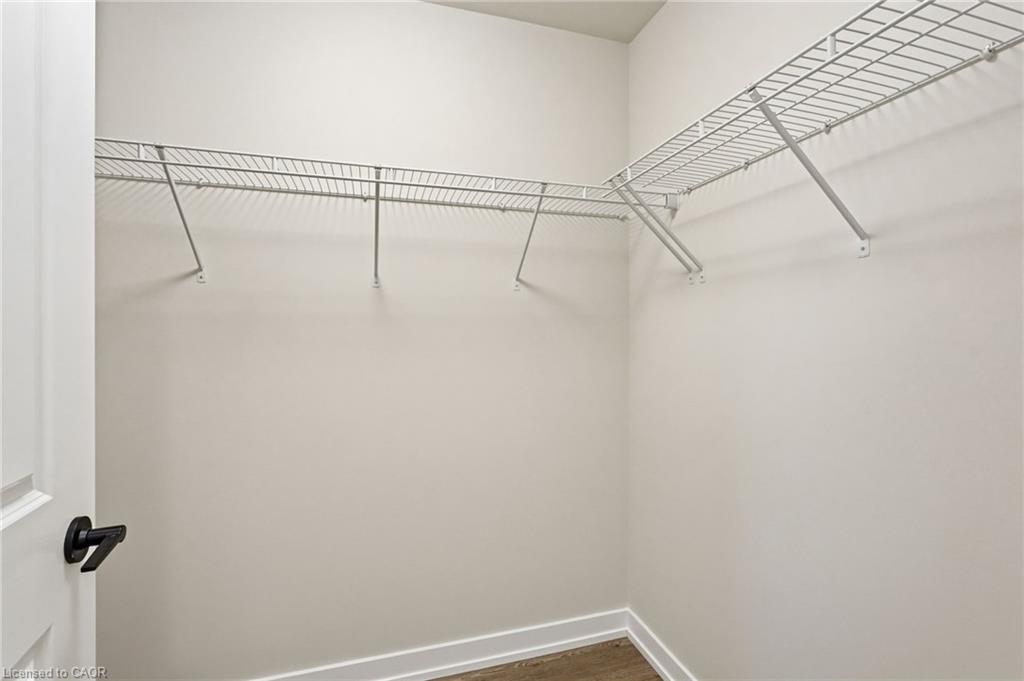 604-870 Queenston Road Property Photo 28
