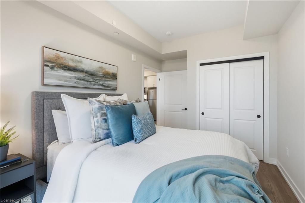 604-870 Queenston Road Property Photo 36