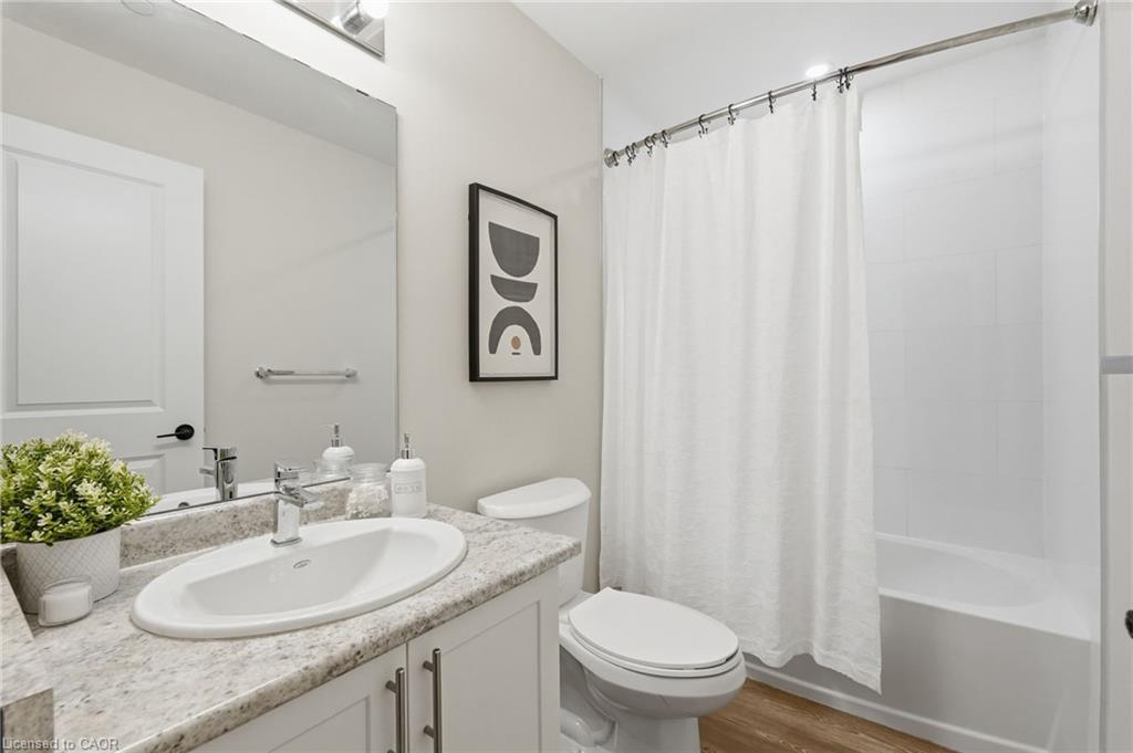 604-870 Queenston Road Property Photo 38