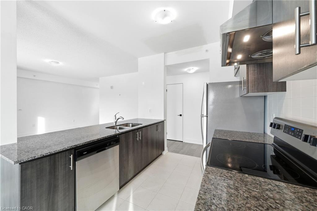 501-4 Spice Way Property Photo 13