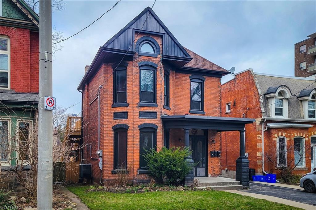 36 Erie Avenue Property Photo 2