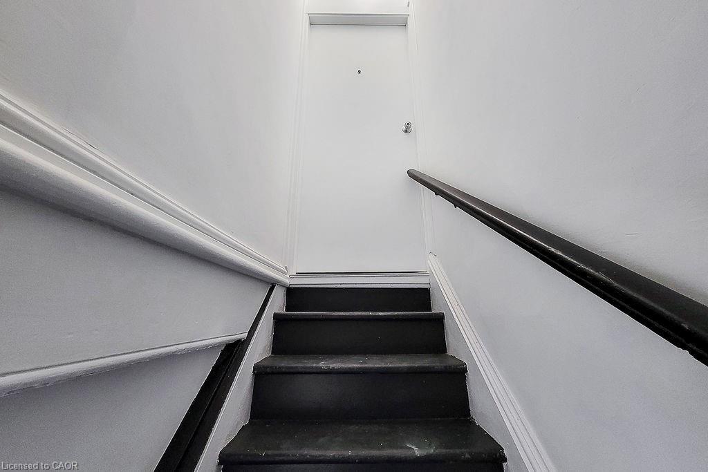 36 Erie Avenue Property Photo 8