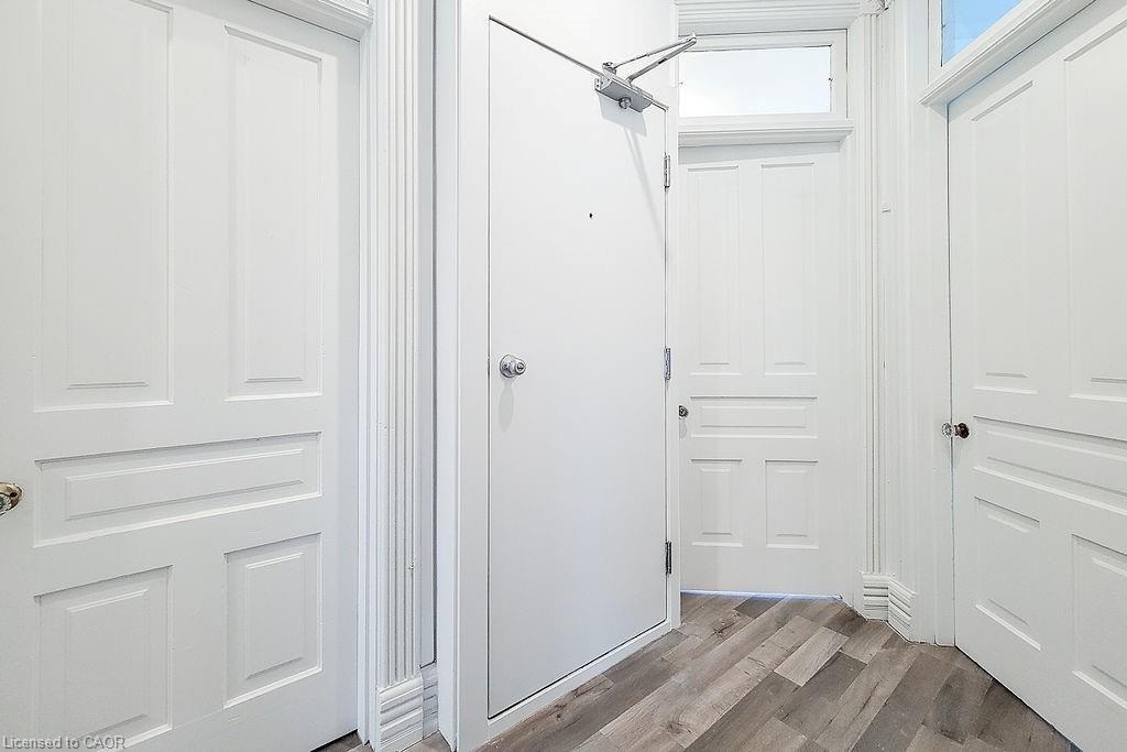 36 Erie Avenue Property Photo 9
