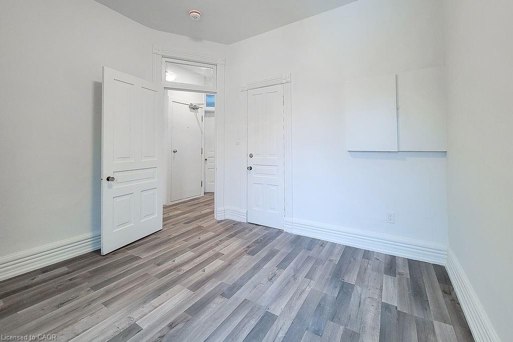 36 Erie Avenue Property Photo 13