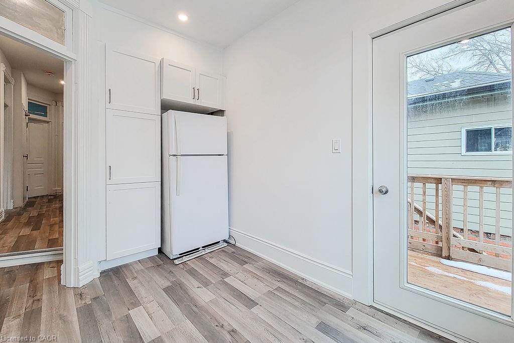 36 Erie Avenue Property Photo 22