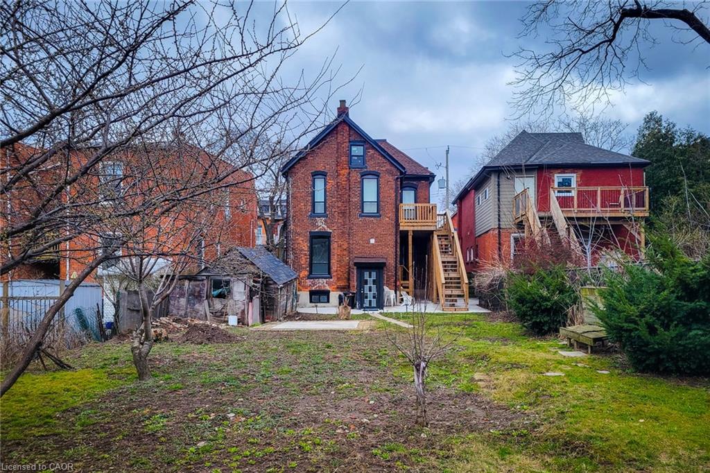 36 Erie Avenue Property Photo 28