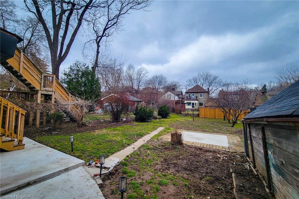 36 Erie Avenue Property Photo 30