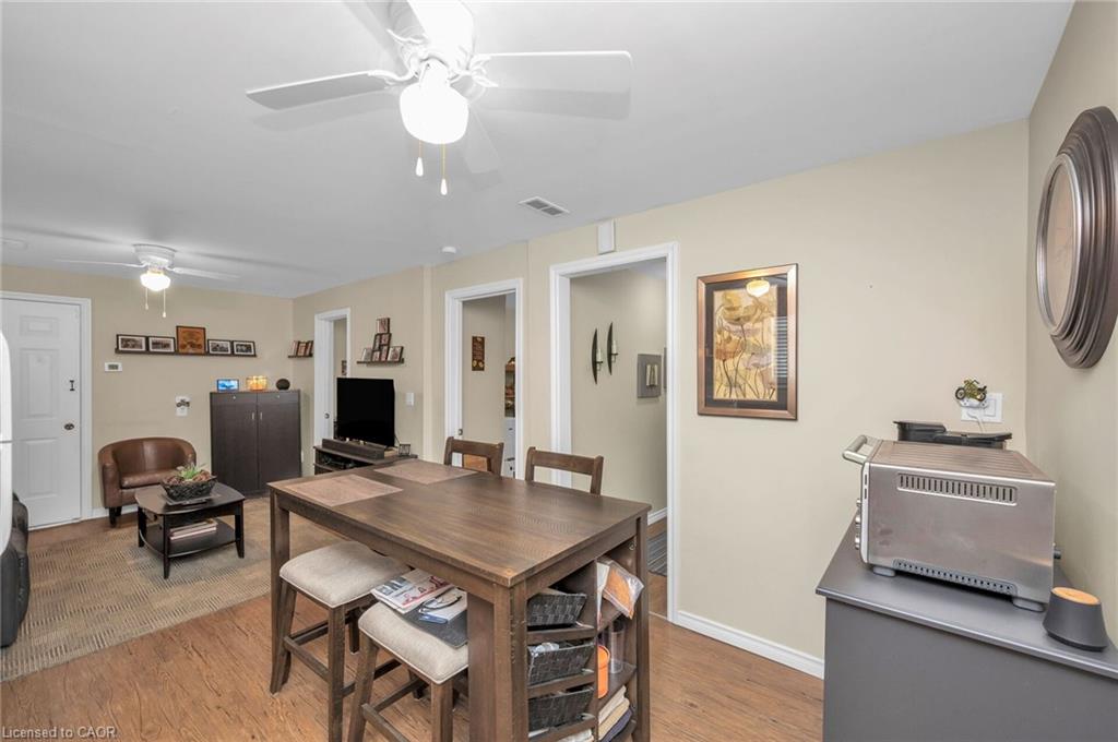 122 King Street Property Photo 16