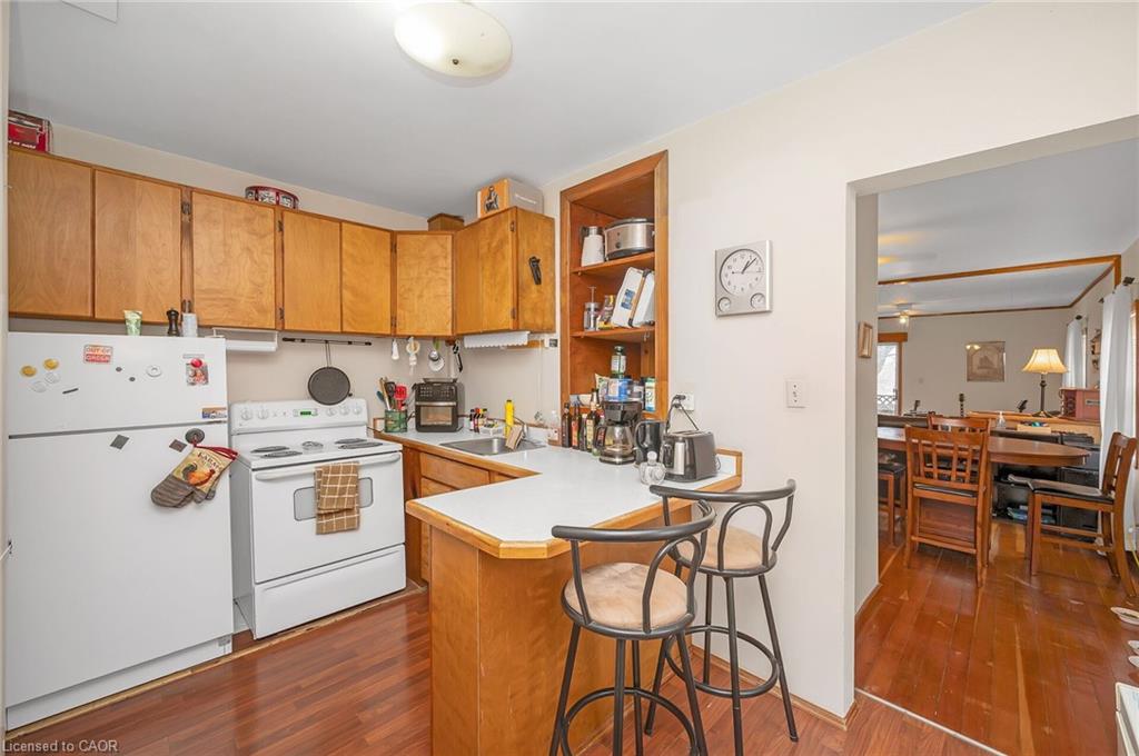 122 King Street Property Photo 35
