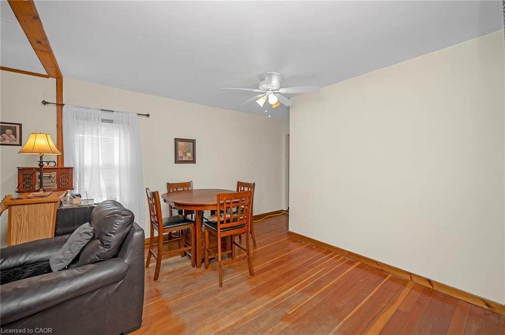122 King Street Property Photo 38