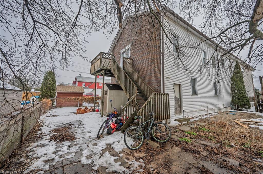 122 King Street Property Photo 47