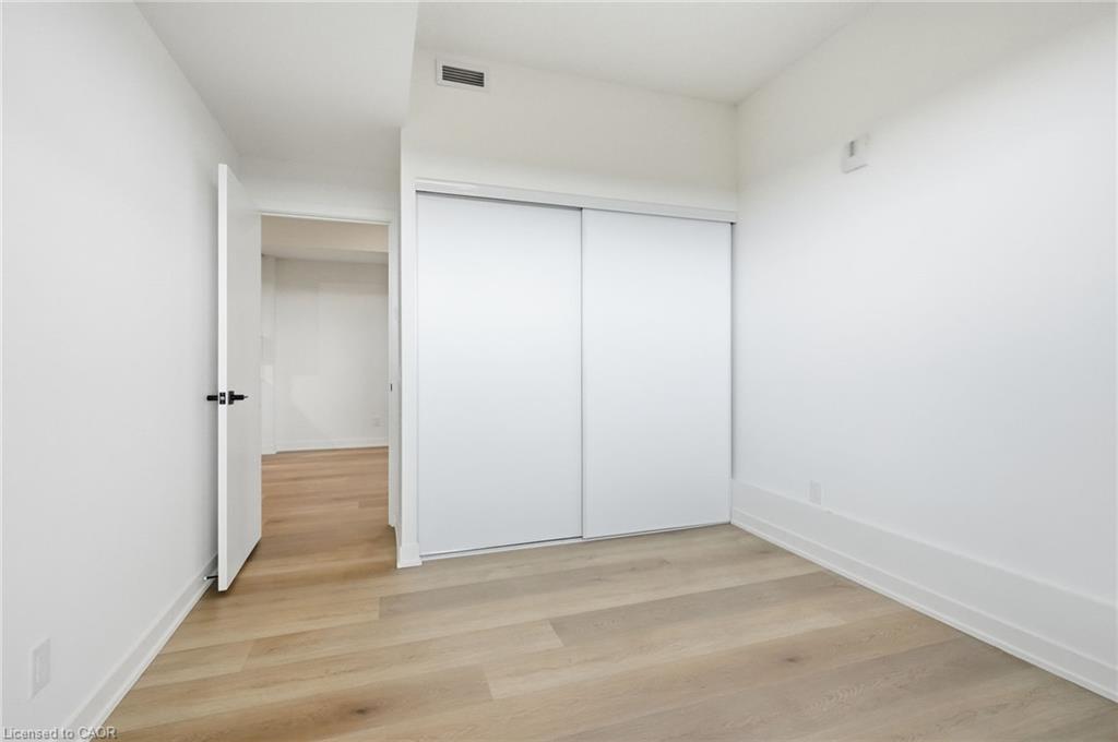 1704-33 Erie Avenue Property Photo 16